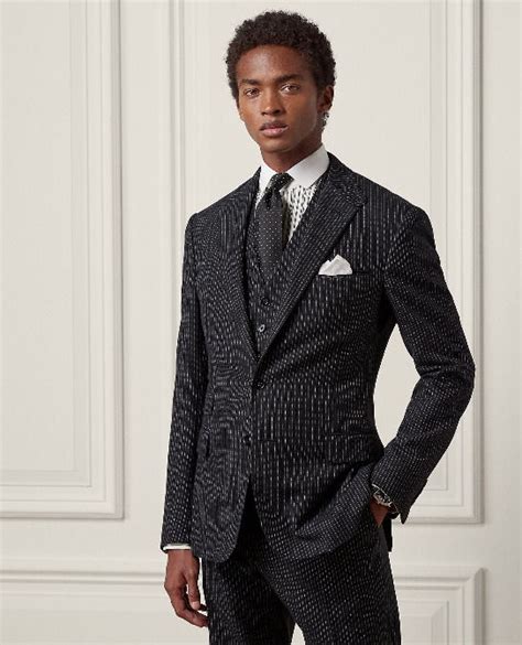 Redefining Elegance: Ralph Lauren Men’s Suits