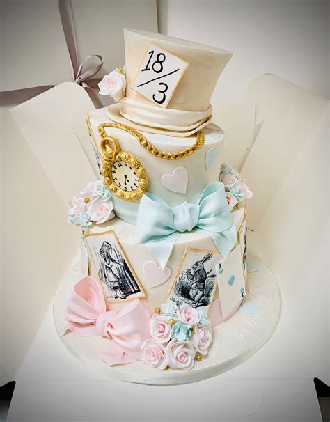 Alice In Wonderland Wedding Cakes