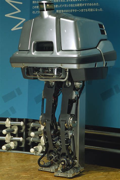 Honda robot | Robot design, Real robots, Retro futurism