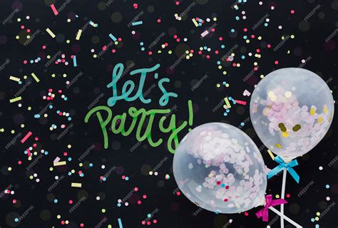 Premium PSD | Colorful birthday balloons with lettering