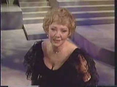 The late Glynis Johns eternal ‘Send in the Clowns’ is her artistry at its most... - Classic FM