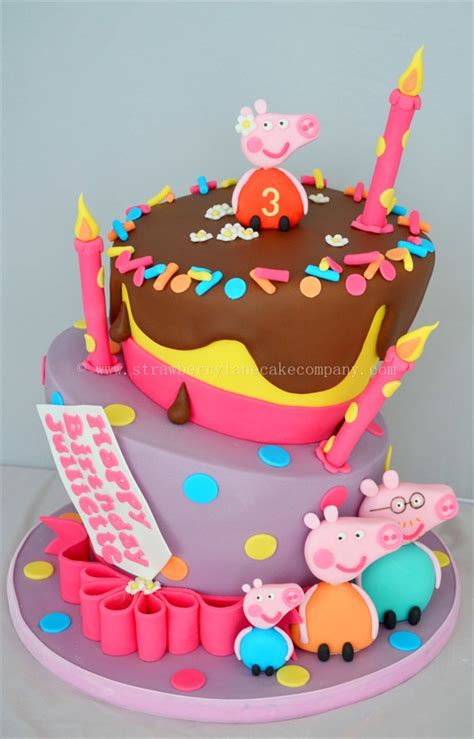 Peppa Pig And Family Cake - CakeCentral.com