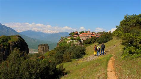 Hiking Meteora Tour - Tours in Meteora | Grekaddict.com