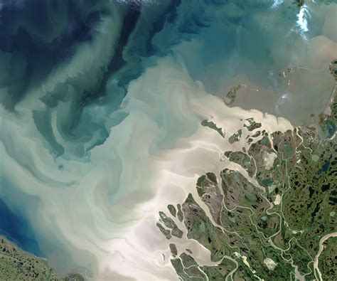 The Mackenzie River Delta - Earth.com - Earth.com Image Gallery