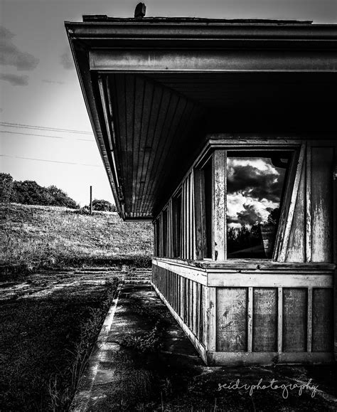 Abandoned Pizza Hut, Malvern, Arkansas | Abandoned Pizza Hut… | Flickr