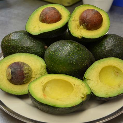 3 beneficios de recomendar aguacate a tus pacientes