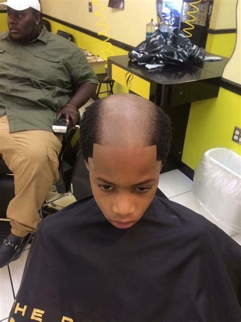 The hairline 10/10, the fade 10/10, the final product 0/10 : r/ATBGE