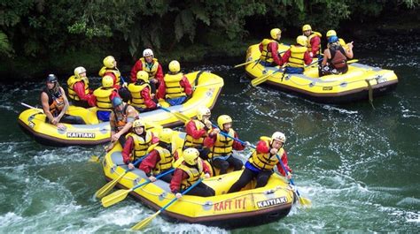 Whitewater Rafting in Costa Rica: The Best Rapids | Bookmundi