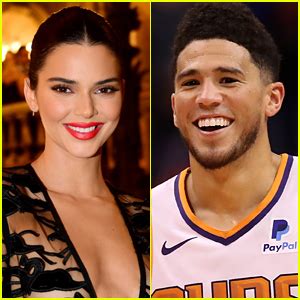 Kendall Jenner & NBA Star Devin Booker Get Flirty in Her Instagram ...