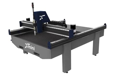 Hornet Cutting Systems’ Mini Hornet CNC plasma cutter fits small shops