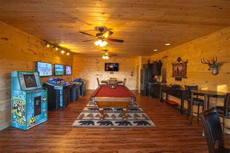 Gatlinburg Mansion Game Room 1 | Gatlinburg cabin rentals, Gatlinburg ...