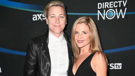 Soccer star Abby Wambach married Christian blogger Glennon Doyle Melton - ABC News