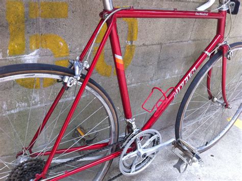 Bike Boom refurbished bikes: 1984 Miyata 100 One hundred red road bike