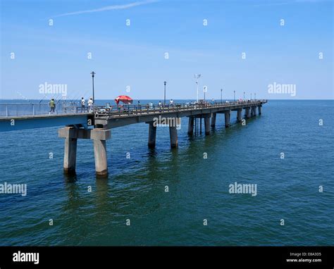 Chesapeake bay bridge tunnel fishing hi-res stock photography and images - Alamy