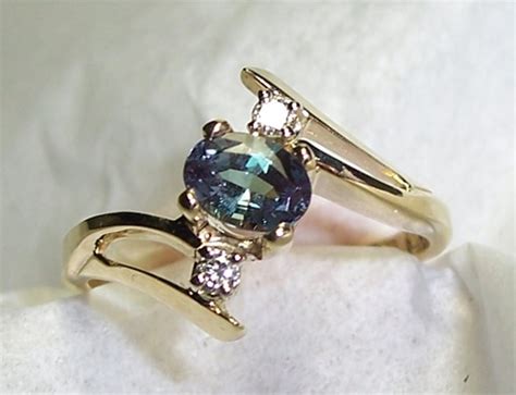 Women's Genuine Alexandrite Ring