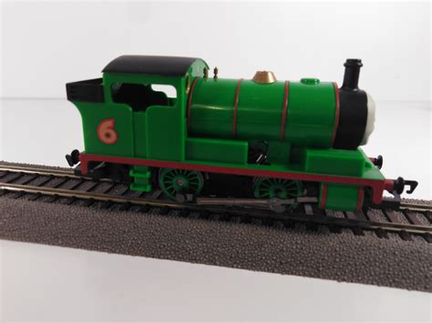 OO Gauge Hornby Thomas & Friends Percy - Rocket Railways