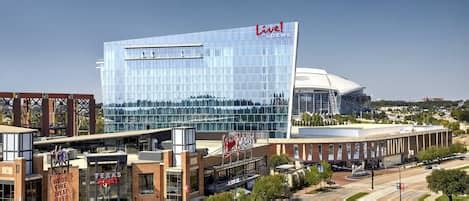 Aloft Dallas Arlington Entertainment District in Fort Worth: Find Hotel ...