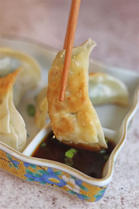 Easy Gyoza Dipping Sauce (Just 3 Ingredients!)