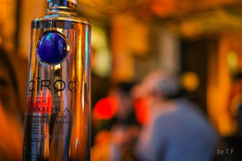 The 5 Best Sugar Free Vodka Brands - DrinkStack