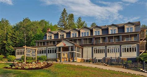 Renovated & Renewed: Enjoy a Memorable Adirondack Getaway at Friends Lake Inn