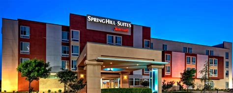 Hotel in Moore, OK, with Indoor Pool | SpringHill Suites