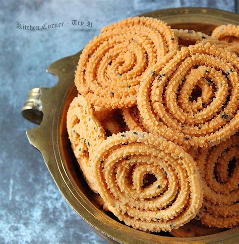 Mullu Murukku/ Chakali- Rice Murukku and Maida Butter Murukku