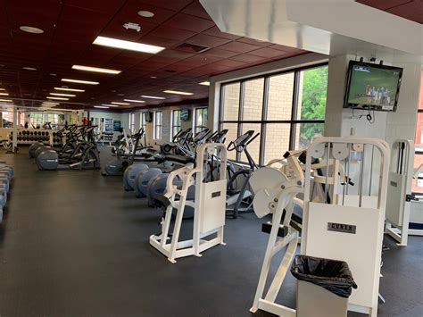 Cardio Center / Gyms in Meriden, CT Connecticut - Meriden YMCA