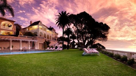 Cape Town's Spectacular Ellerman House is a Must See