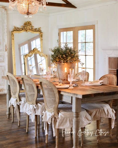 37 Charming French Country Dining Rooms