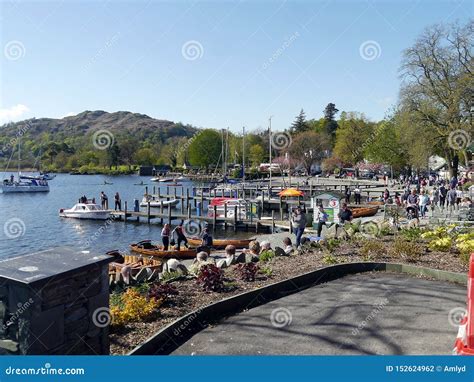 Crowd Relaxing at Ambleside, Lake District Editorial Photography ...