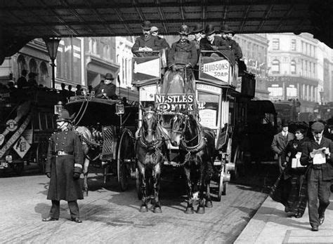 City of London police officer, 1890 | London Vintage Views | London photos, Old london ...