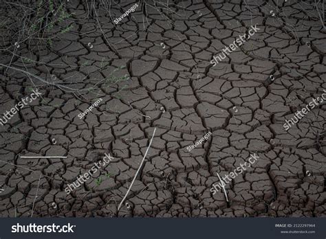 320 Dry quicksand Images, Stock Photos & Vectors | Shutterstock