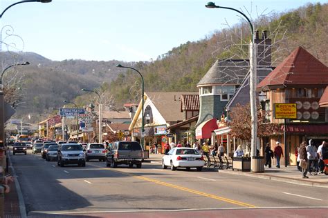 Gatlinburg - When it was settled in the early 19th century, Gatlinburg was initially known as ...