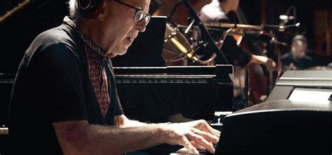 Bob James to release new 'live' album and video - Just Jazz