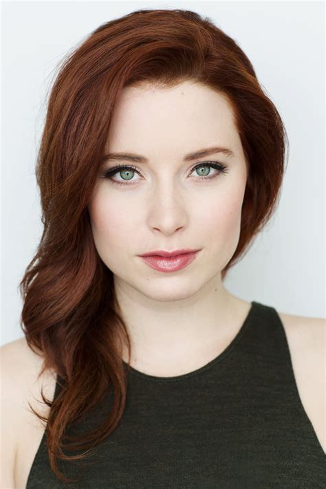 Wallpaper : Hannah Emily Anderson, actress, redhead, portrait, Canadian, green eyes, simple ...