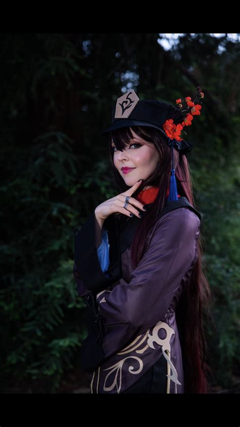 Hu Tao Cosplay by her English Voice Actor Brianna Knickerbocker! : r/HuTao_Mains