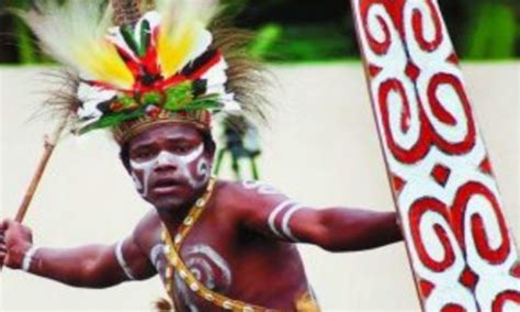 √ 9 Nama Tarian Papua Barat dan Penjelasannya