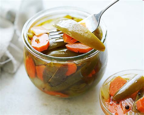 Chiles En Vinagre (Pickled Jalapeños) | Mexican Recipes by Muy Delish