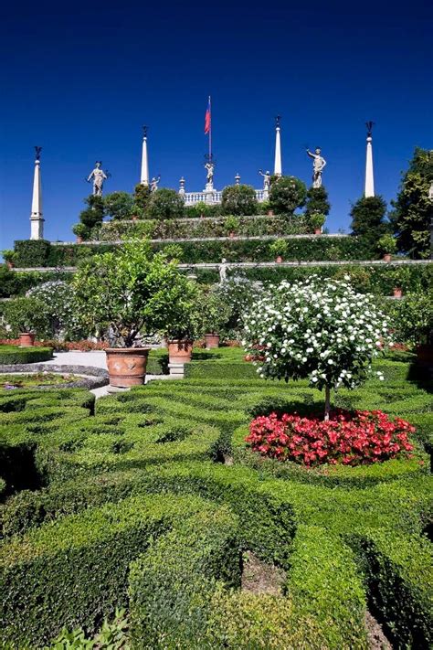 beautiful isola bella gardens | Arabic garden, Garden, Hedges