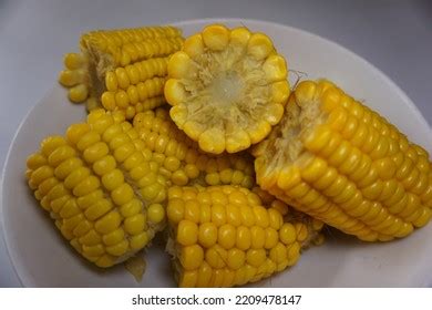 Jagung Rebus Jagung Manis Rebus Boiled Stock Photo 2209478147 | Shutterstock