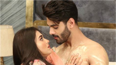 Naagin 6: Tejasswi Prakash-Simba Nagpal Are 'Freaking Hot' As They Go ...