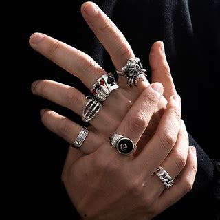 2022 New 7Pcs Fashion Retro Scorpion Fangs Poker Combination Ring Gothic Punk Jewelry Set Hip ...