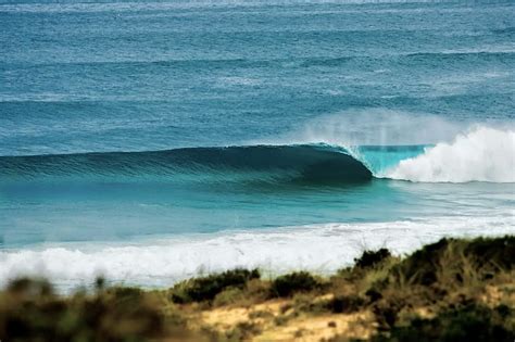 Surfing Portugal / Everything You Need To Know