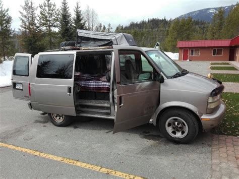 GMC SAFARI 2002 VAN CAMPER FULLY CAMPERIZED North Vancouver, Vancouver