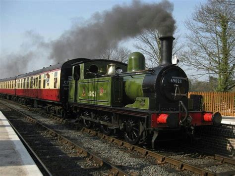 BR (LNER) J72 class 0-6-0 T | Steam locomotive, Train, Steam trains