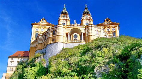 Visiting Austria's Stift Melk Abbey: Why you HAVE to see it