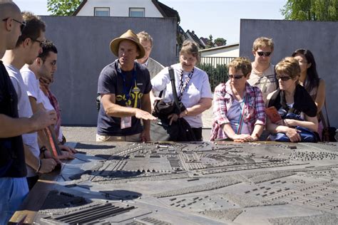 Sachsenhausen Concentration Camp Memorial by Bus | Insider Tour