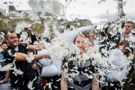 Pillow Fight Day 2014 Photos - ABC News