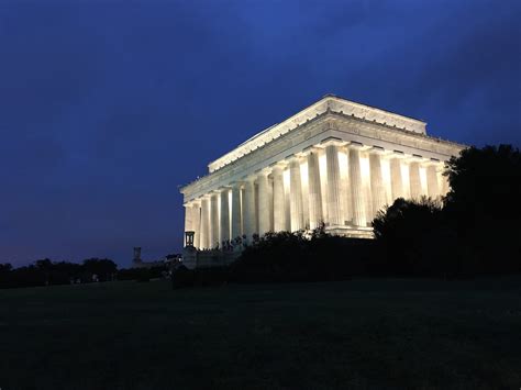 Washington DC Monuments by Moonlight Tour - Hobbies on a Budget