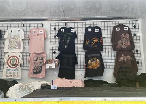 Tour Merch and Prices : r/travisscott